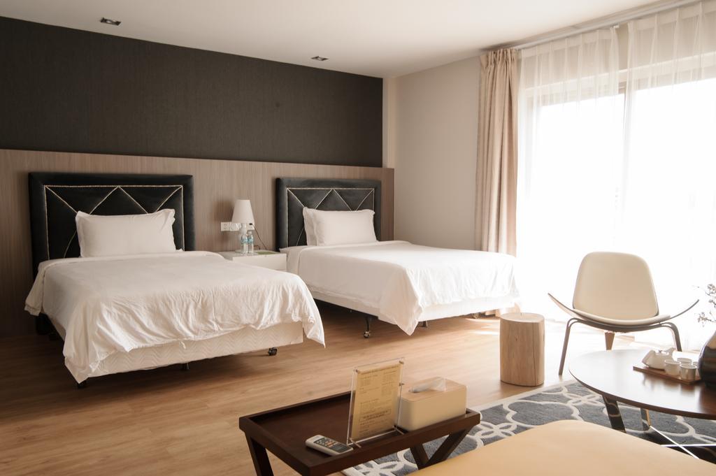 Paradise Hotel Сайпан Екстериор снимка